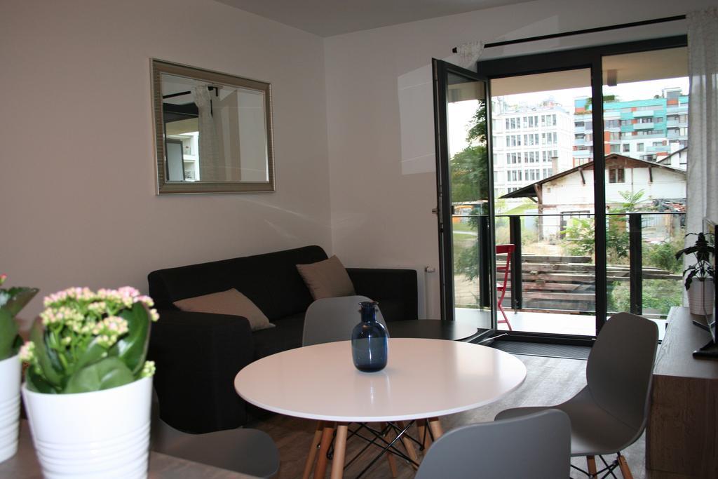Karlin Apartment Prague Exterior photo